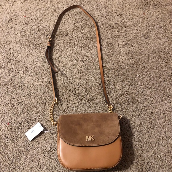 Michael Kors Handbags - Michael Kors crossbody